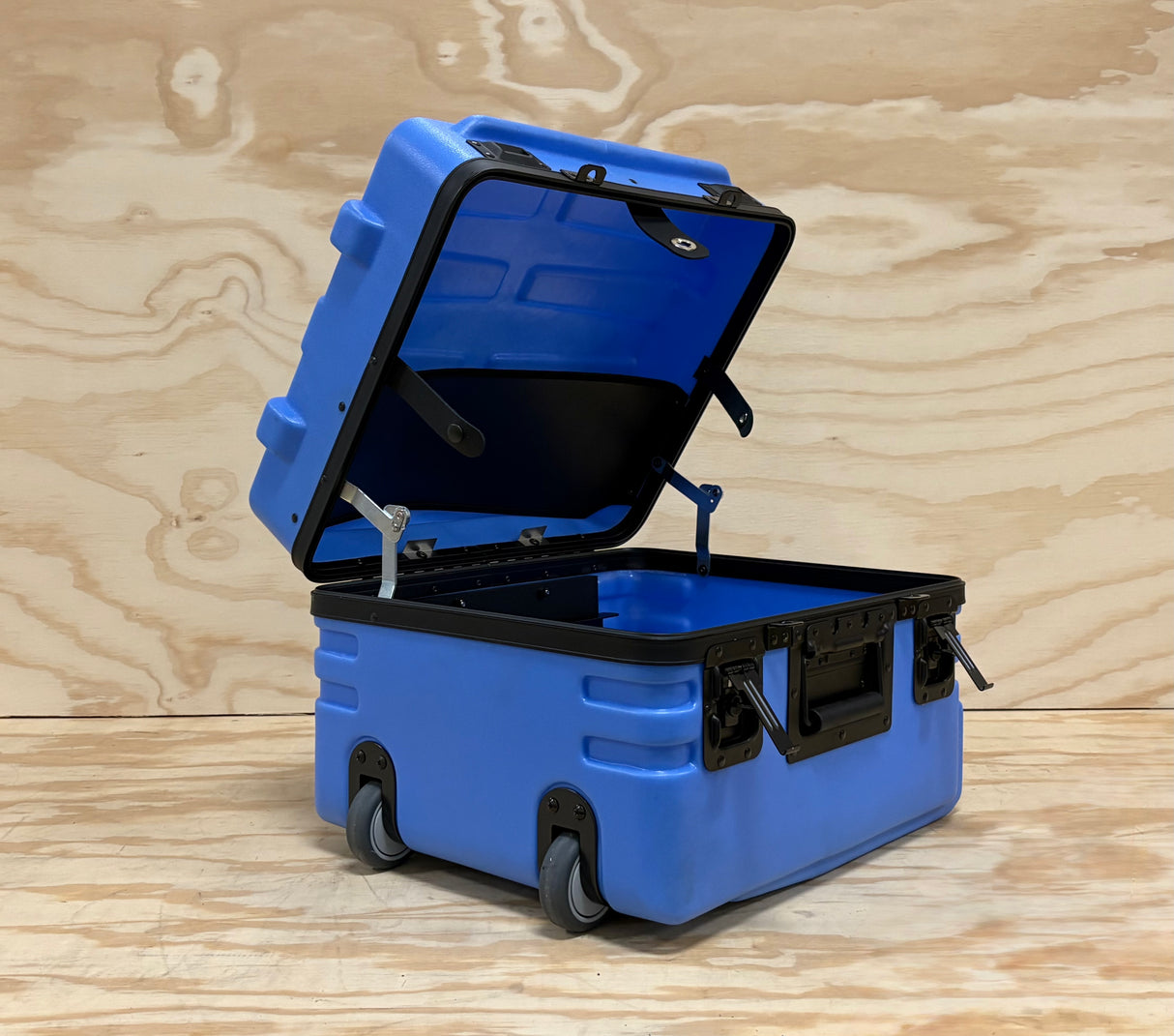 Slim Pull Tool Case